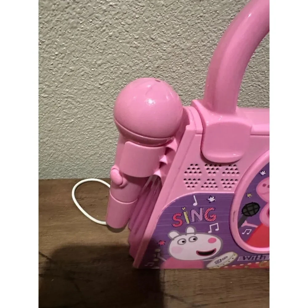 Peppa Pig Sing Along Karaoke Machine with Microphone